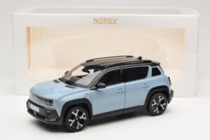 Renault 4 E-Tech Electric Cloud Blue Norev 1:18 185521 Metal — zdjęcie 8 z 8