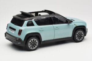 Renault 4 E-Tech Electric Hauts de France Green Norev 1:18 185520 Metal — zdjęcie 3 z 8