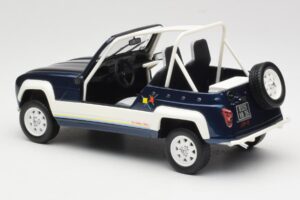 Renault 4L JP4 Niebieski Otto 1:18 OT212 Żywica — zdjęcie 5 z 6