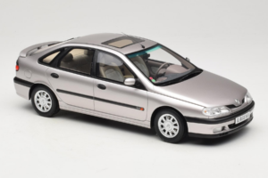 Renault Laguna V6 3.0 Baccara Opal Grey Otto 1:18 OT1185 Żywica — zdjęcie 4 z 6