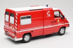 Renault Master T30 VSAB Straż Pożarna Czerwony Otto 1:18 OT1107 Żywica — zdjęcie 2 z 6