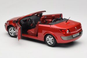 Renault Megane Mk1 CC Czerwony Solido 1:18 8152 Metal — zdjęcie 5 z 8