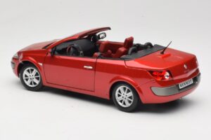 Renault Megane Mk1 CC Czerwony Solido 1:18 8152 Metal — zdjęcie 7 z 8