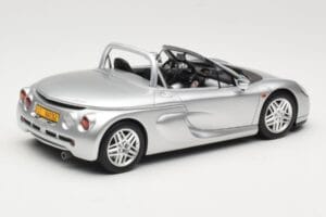 Renault Spider Srebrny Otto 1:18 OT1142 Żywica — zdjęcie 2 z 6