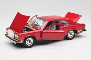 Rolls-Royce Camargue Czerwony Bburago 1:22 3001 Metal — zdjęcie 2 z 8