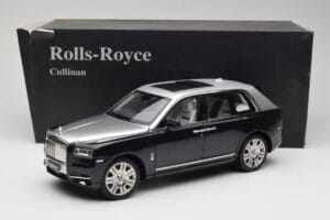 Rolls-Royce Cullinan Czarny & Srebrny OEM 1:18 ROLLS001 Metal — zdjęcie 8 z 8