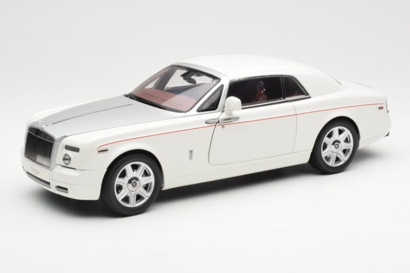 Rolls-Royce Phantom Coupe English Biały Srebrny Kyosho 1:18 08861EW Metal