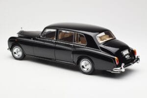 Rolls-Royce Phantom VI EWB Czarny Kyosho 1:18 08905BK Metal — zdjęcie 7 z 8