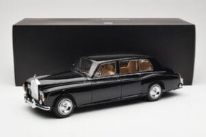 Rolls-Royce Phantom VI EWB Czarny Kyosho 1:18 08905BK Metal — zdjęcie 8 z 8