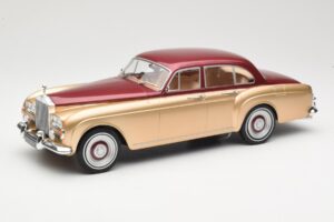 Rolls-Royce Silver Cloud III Flying Spur H.J. Mulliner Czerwony & Złoty MCG 1:18 MCG18132 Metal