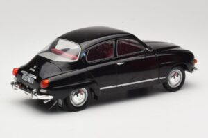 Saab 96 V4 Czarny MCG 1:18 MCG18063 Metal — zdjęcie 2 z 6