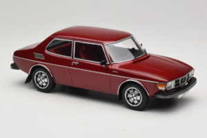 Saab 99 EMS Metallic Czerwony MCG 1:18 MCG18441 Metal — zdjęcie 4 z 6