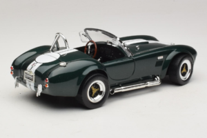 Shelby Cobra 427 S/C Ciemnozielony Białe Pasy Road Signature 1:18 92058-P1 Metal — zdjęcie 3 z 8