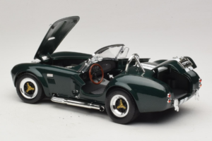 Shelby Cobra 427 S/C Ciemnozielony Białe Pasy Road Signature 1:18 92058-P1 Metal — zdjęcie 5 z 8
