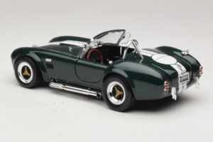Shelby Cobra 427 S/C Ciemnozielony Białe Pasy Road Signature 1:18 92058-P1 Metal — zdjęcie 7 z 8