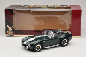 Shelby Cobra 427 S/C Ciemnozielony Białe Pasy Road Signature 1:18 92058-P1 Metal — zdjęcie 8 z 8