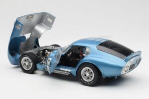 Shelby Cobra Daytona Coupe #5 D. Gurney / B. Bondurant 24 Hours of Le Mans 1964 Exoto 1:18 135190555498 Metal — zdjęcie 5 z 8