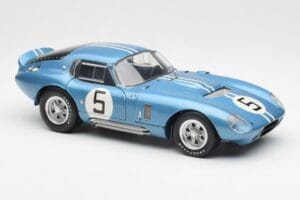 Shelby Cobra Daytona Coupe #5 D. Gurney / B. Bondurant 24 Hours of Le Mans 1964 Exoto 1:18 135190555498 Metal — zdjęcie 6 z 8