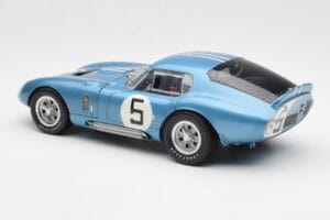 Shelby Cobra Daytona Coupe #5 D. Gurney / B. Bondurant 24 Hours of Le Mans 1964 Exoto 1:18 135190555498 Metal — zdjęcie 7 z 8