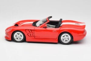 Shelby Series 1 Kabriolet Czerwony Bburago 1:18 3353 Metal — zdjęcie 4 z 8