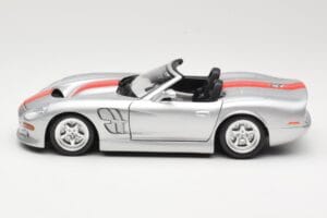 Shelby Series 1 Srebrny Bburago 1:18 3323 Metal — zdjęcie 4 z 8