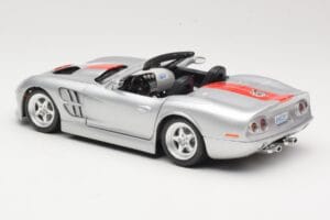 Shelby Series 1 Srebrny Bburago 1:18 3323 Metal — zdjęcie 7 z 8