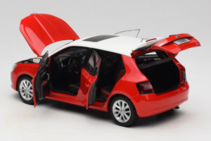 Skoda Fabia Mk3 Czerwony OEM 1:18 ZSF00004ROT Metal — zdjęcie 5 z 8