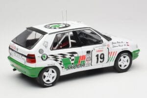 Skoda Felicia Kit Car #19 P. Sibera / P. Gross Tour de Corse 1995 IXO 1:18 18RMC149B Metal — zdjęcie 2 z 6