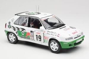 Skoda Felicia Kit Car #19 P. Sibera / P. Gross Tour de Corse 1995 IXO 1:18 18RMC149B Metal — zdjęcie 4 z 6