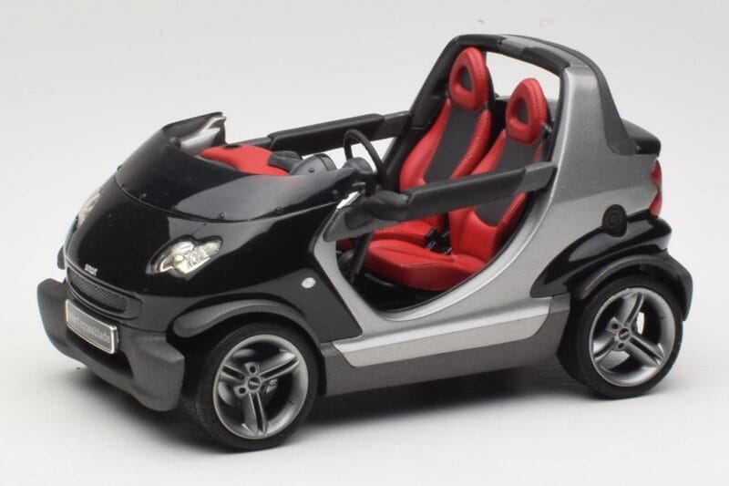 Smart Crossblade 450 Czarny Minichamps 1:18 0013440V001C02Q00 Metal