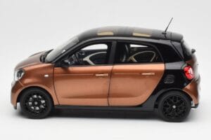 Smart Forfour W453 Czarny Hazel Brązowy Norev 1:18 B66960299 Metal — zdjęcie 4 z 8