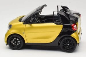 Smart Fortwo 453 Kabriolet Czarny I Żółty Norev 1:18 B66960289 Metal — zdjęcie 4 z 8