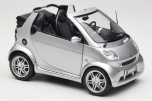 Smart Fortwo W450 Brabus Cabrio Srebrny Edycja Dealerska Kyosho 1:18 0017769V001C05Q00 Metal — zdjęcie 6 z 8