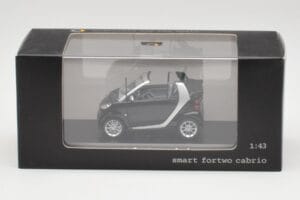 Smart Fortwo Cabrio Głęboki Czarny Minichamps 1:43 Q0022561V001C18Q00 Metal — zdjęcie 4 z 4