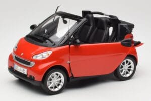 Smart Fortwo W451 Kabrio Czerwony Czarny Minichamps 1:18 150036333 Metal — zdjęcie 2 z 8