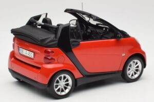 Smart Fortwo W451 Kabrio Czerwony Czarny Minichamps 1:18 150036333 Metal — zdjęcie 3 z 8