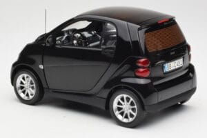 Smart Fortwo Coupe W451 Deep Czarny Minichamps 1:18 Q0022563V001C02Q00 Metal — zdjęcie 7 z 8