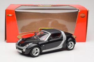 Smart Roadster Czarny Bburago 1:18 34099-M1 Metal — zdjęcie 8 z 8