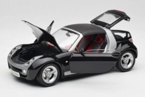 Smart Roadster Ciemnoniebieski Bburago 1:18 34917 Metal — zdjęcie 2 z 8