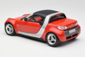 Smart Roadster Czerwony Bburago 1:18 34099 Metal — zdjęcie 7 z 8