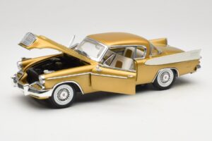 Studebaker Golden Hawk Anson 1:18 30384 Metal — zdjęcie 2 z 8