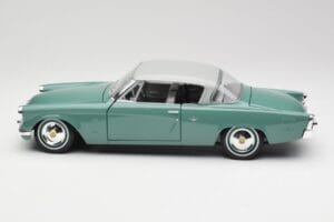 Studebaker Starliner Seafoam Zielony & Shasta Biały Maisto 1:18 31651 Metal — zdjęcie 2 z 8