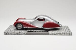 Talbot-Lago T150 C-SS Coupe Srebrny Czerwony Minichamps 1:18 107117121 Żywica — zdjęcie 3 z 6