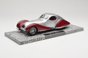 Talbot-Lago T150 C-SS Coupe Srebrny Czerwony Minichamps 1:18 107117121 Żywica