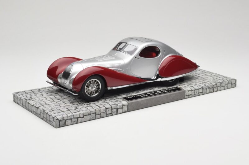 Talbot-Lago T150 C-SS Coupe Srebrny Czerwony Minichamps 1:18 107117121 Żywica