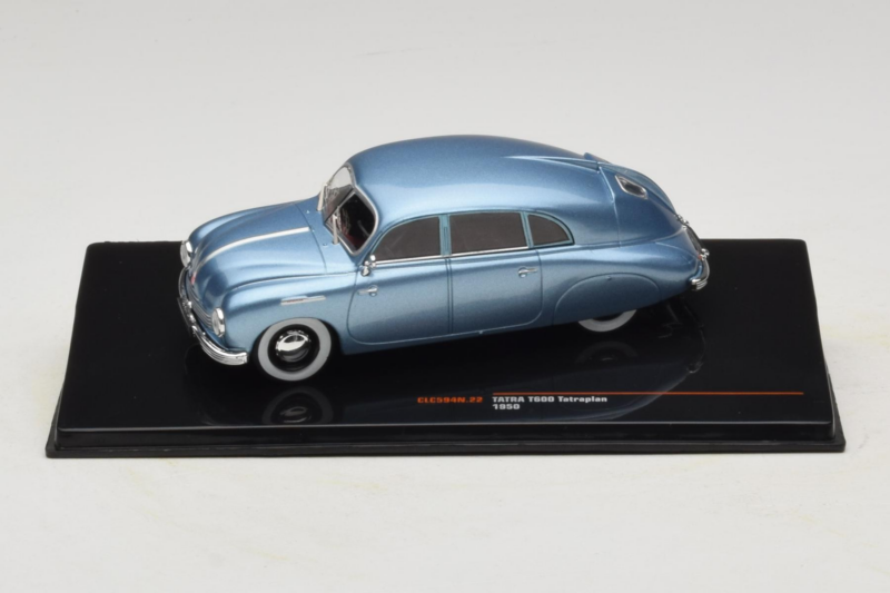 Tatra T600 Tatraplan Niebieski IXO 1:43 CLC594N Metal