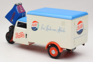 Tempo Dreirad Kastenwagen Pepsi Minichamps 1:18 150099024 Metal — zdjęcie 5 z 8