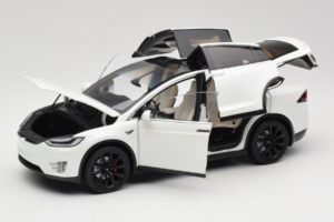 Tesla Model X Biały OEM 1:18 TESLA001 Metal — zdjęcie 2 z 8