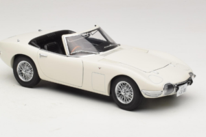Toyota 2000 GT Kabriolet Biały James Bond Collection AUTOart 1:18 78731 Metal — zdjęcie 6 z 8