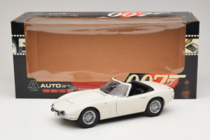 Toyota 2000 GT Kabriolet Biały James Bond Collection AUTOart 1:18 78731 Metal — zdjęcie 8 z 8